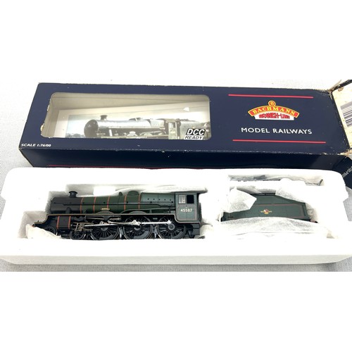 143 - Boxed Bachmann Branch-line Jubilee 45587 Baroda BR Green late crest riveted Fowler tender, damp dama... 