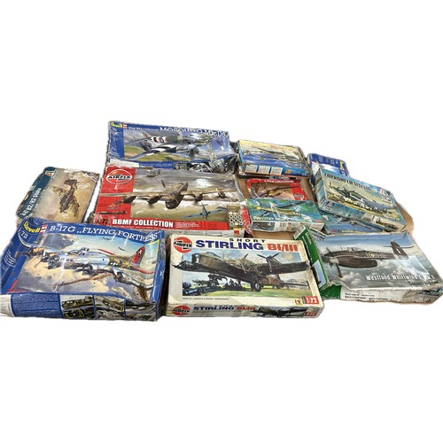 175 - Selection of boxed Revell, Airfix, Special Hobby aircraft models to include Flying Fortess, Mosquito... 