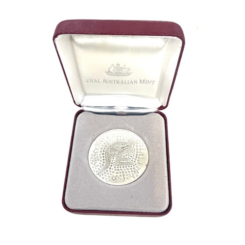 529 - Boxed Australian mint 1oz silver dollar