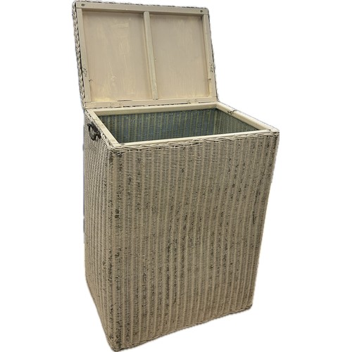 370 - Vintage Lloyd loom laundry basket