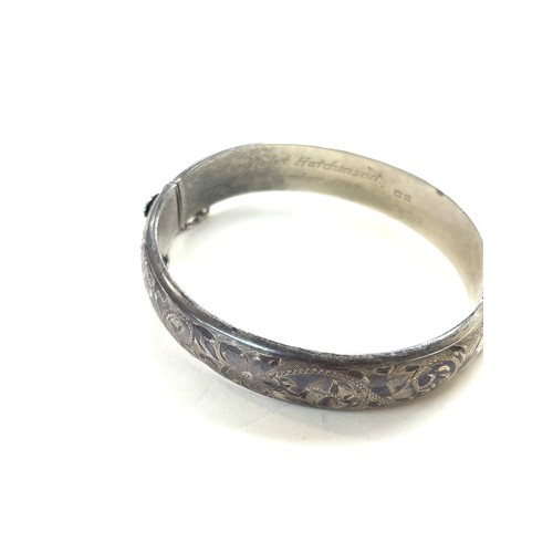 581 - Vintage silver bangle, total weight 21.8 grams