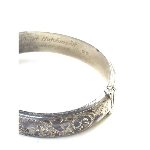 581 - Vintage silver bangle, total weight 21.8 grams