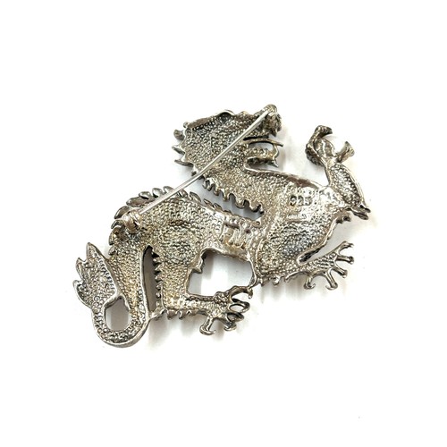 539 - Vintage silver stone set brooch