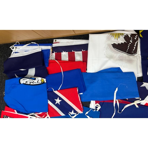 331 - Selection of 24 American state flags