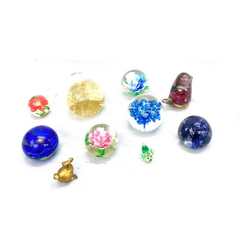 509 - Selection of assorted paperweights