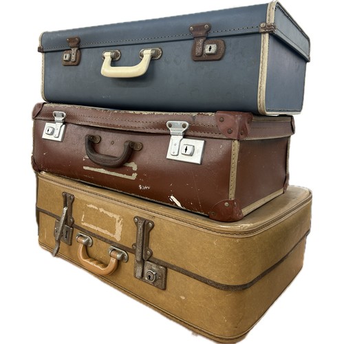 184 - Selection of three vintage travelling suitcases