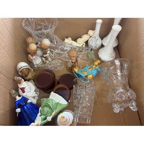 213 - Selection of miscellaneous includes figures etc