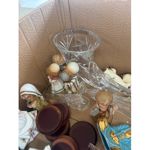 213 - Selection of miscellaneous includes figures etc