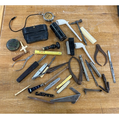 Selection of vintage collectable items to include watch makers and ...
