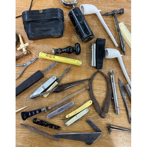 Selection of vintage collectable items to include watch makers and ...