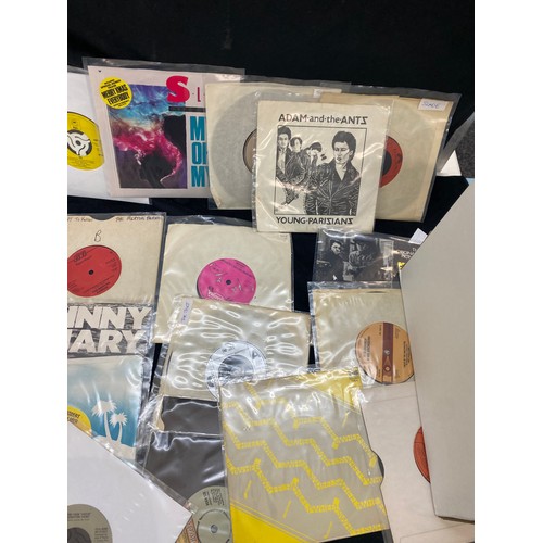 188 - Selection of singles includes Elton John, Abba, Blondie etc