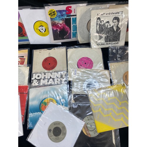 188 - Selection of singles includes Elton John, Abba, Blondie etc