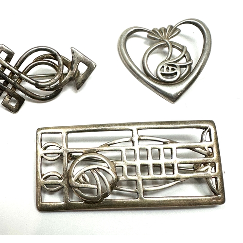 40 - 3 vintage silver celtic style brooches & pendant