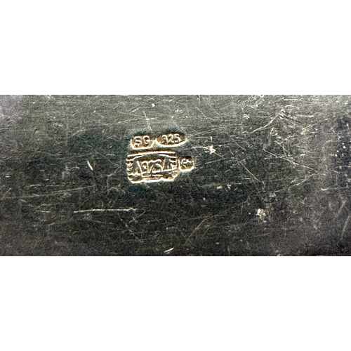 52 - Vintage silver Heavy silver jointed bracelet weight  89g