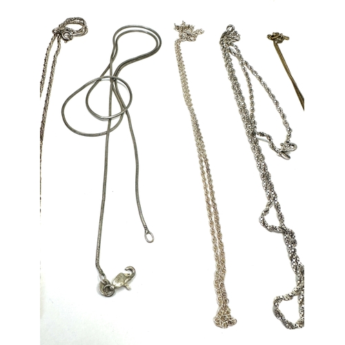 137 - 6 vintage silver necklace chains weight 26g
