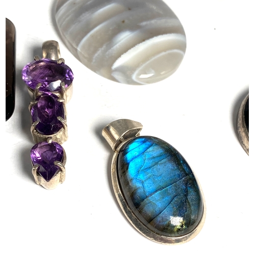 212 - Selection of Natural Stones Silver Pendants inc  labradorite Weight 85g