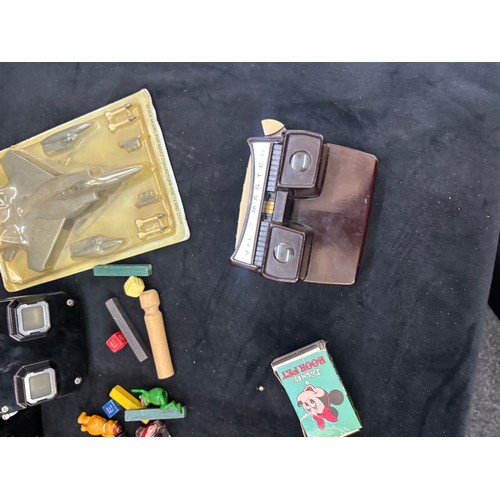 Selection of collectables includes View master
