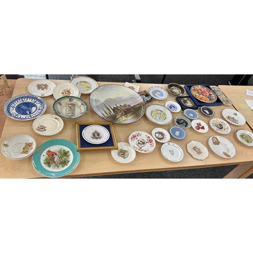 Selection of assorted vintage collectors plates to include coronation, etc