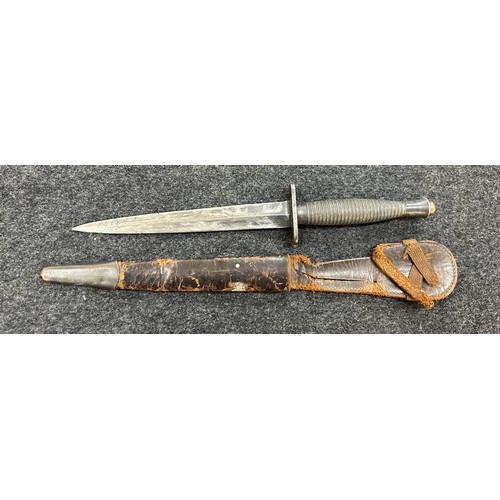 492 - A vintage command knife