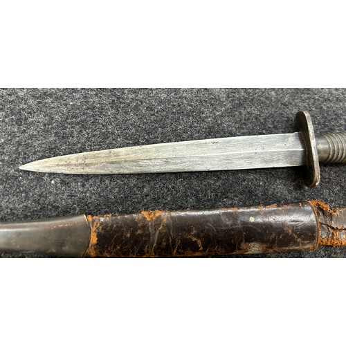 492 - A vintage command knife