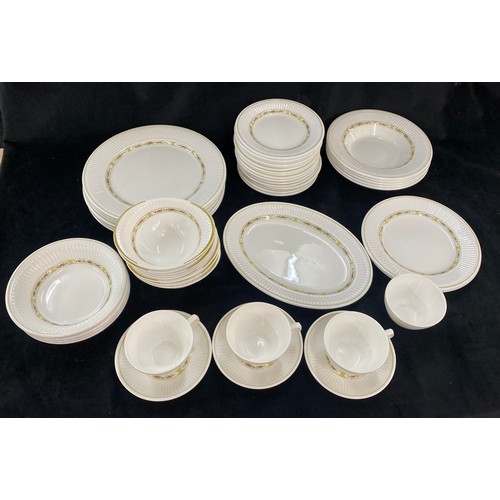 127 - Wedgwood Insignia part dinner set includes bowls, plates etc
