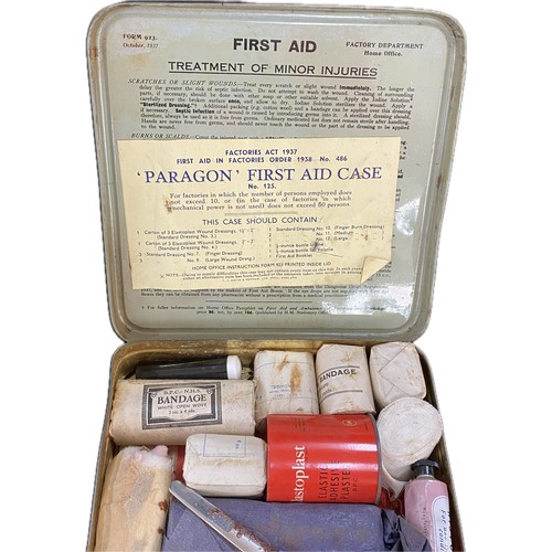 1937 WW2 Medical kit