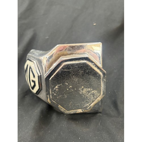 413 - Vintage 1950's MG radiator / Bonnet badge cap