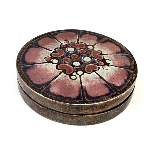 31 - Vintage scottish silver & enamel pill box