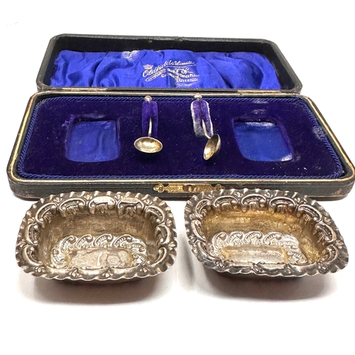 57 - Antique boxed silver salts & spoons