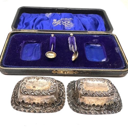 57 - Antique boxed silver salts & spoons