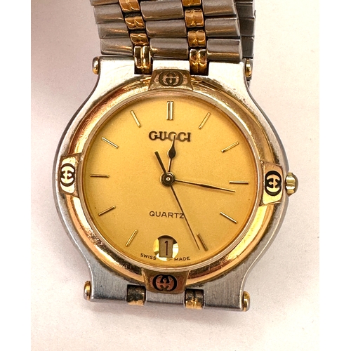 325 - Ladies Gucci quartz wristwatch  the watch is ticking