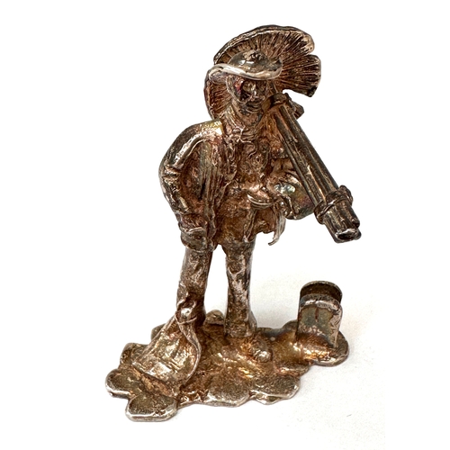 Lot 27        