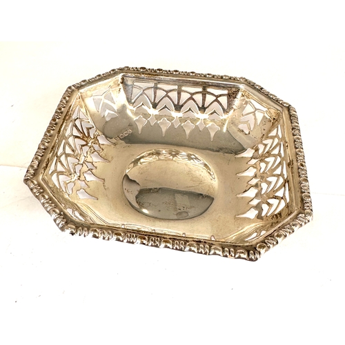 Lot 25        