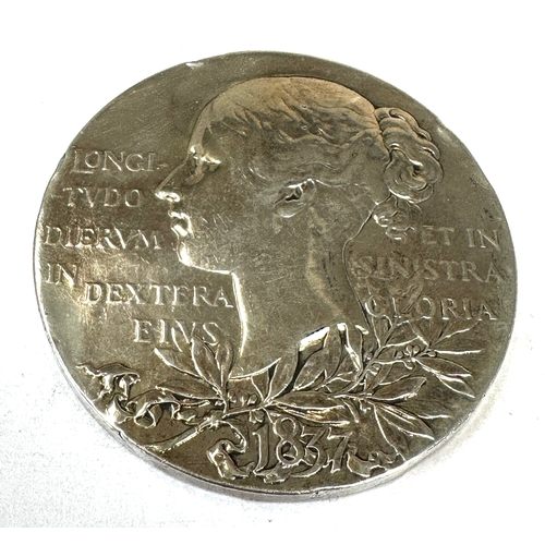 Lot 11        