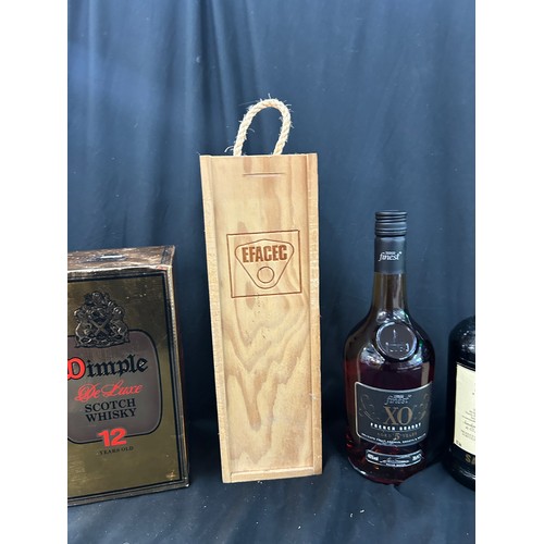 30 - Selection of sealed alcohol too include Sandeman Port, Dimple Scotch Whisky, Brandy, one in original... 