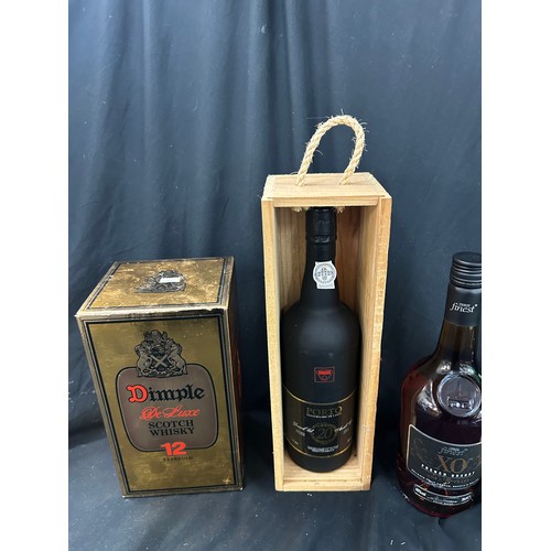 30 - Selection of sealed alcohol too include Sandeman Port, Dimple Scotch Whisky, Brandy, one in original... 