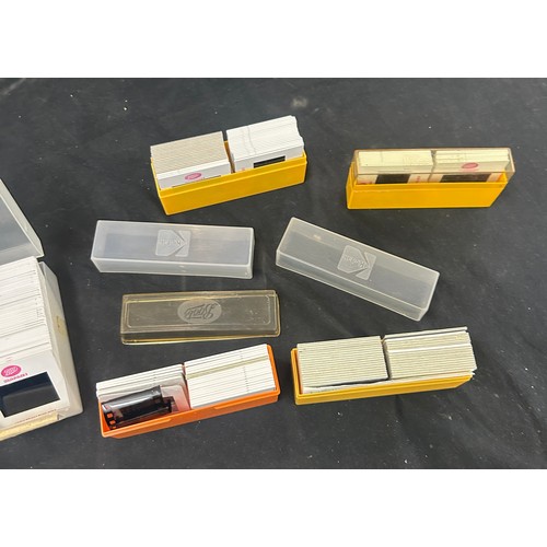 16 - Vintage slide viewer and slides, untested