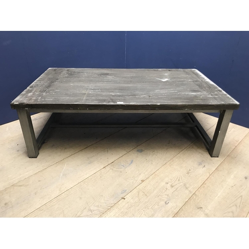 704 - Heavy low table for outdoor use with tubular aluminium frame, with wood effect concrete top 130 x 75... 