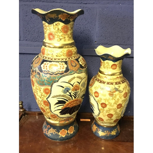 112 - 2 Oriental vases large 61 cm small 45 cm