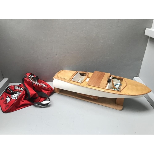 244 - Prewar wooden hulled & decked model speedboat, complete with engine, fuel tanks etc (in need of rest... 