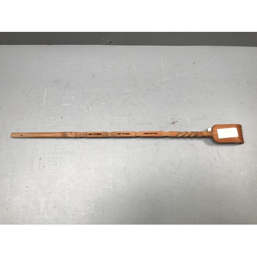 249 - Indonesian carved back scratcher