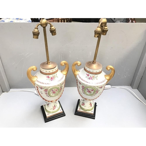 92 - Pair of Sampson porcelain classical urn shaped lamps with brass double fitting