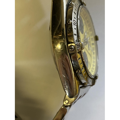 371 - Breitling Chronomat Longitude 40mm Automatic (self-winding) watch, with the rare yellow face. Stainl... 
