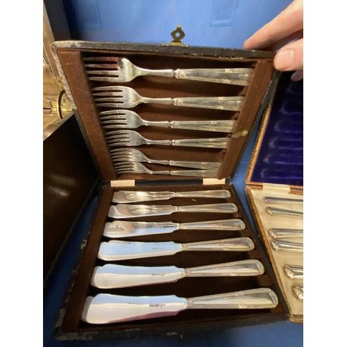 198 - Good Quality Mappin & Webb oak case canteen of cutlery 6 place setting - good condition & 4 other ca... 