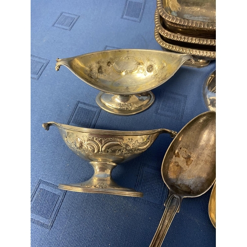 200 - Pair of hallmarked silver embossed boat shaped pedestal salts.  London 1792. 12 cm L 4.4 ozt .   Set... 