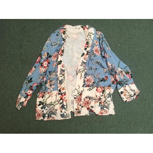 226 - Ladies size  6 jacket, labelled 