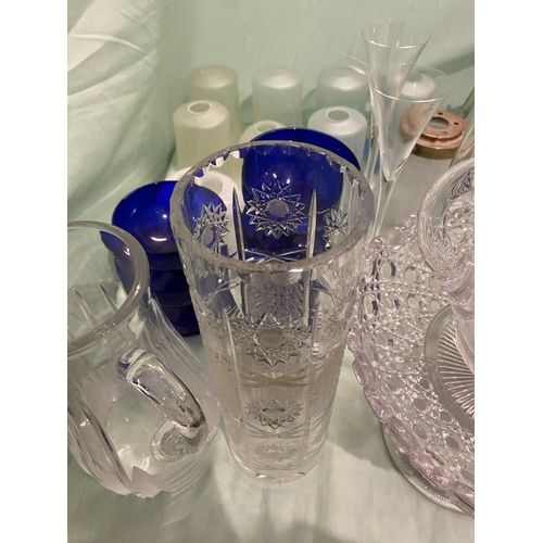 288 - Large quantity of glass ware including quantity of cut glass, plain glass, decanters, ruby jug, larg... 