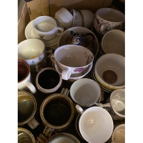 325 - Large quantity of mixed china etc , house clearance