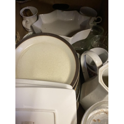 325 - Large quantity of mixed china etc , house clearance