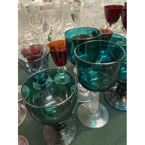 327 - Quantity of coloured stemmed glasses, approx. 37 pieces, including cranberry and green (approx. 6 wi... 